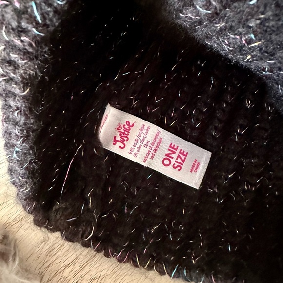 Justice Girls Teal & Gray Love/Black “K” Initial Beanies And Fingerless Gloves - Picture 4 of 12